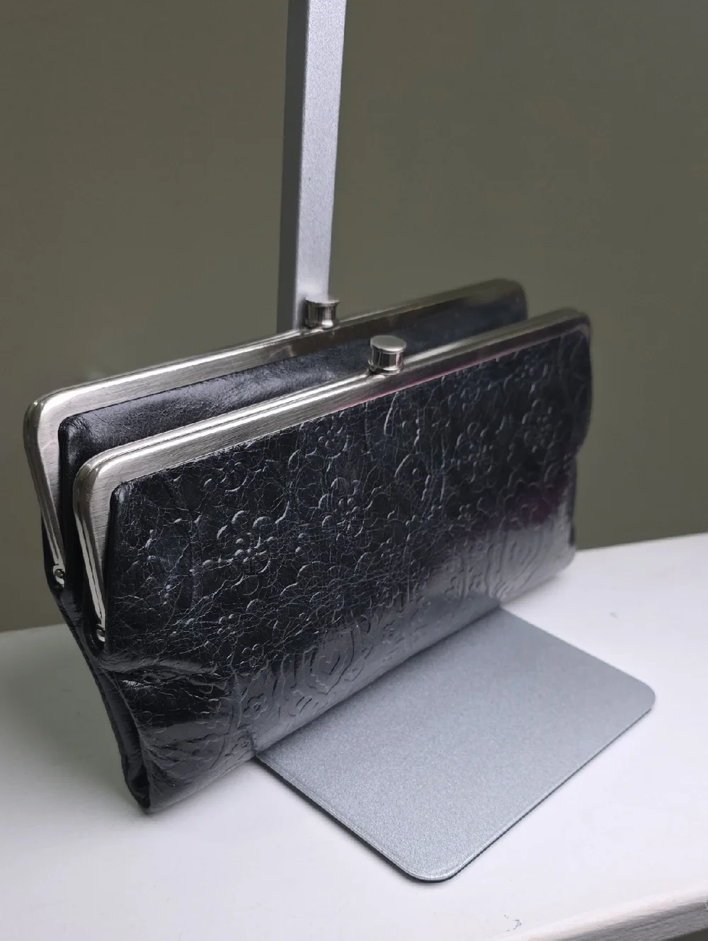HOBO Black Leather Floral Embossed "Lauren" Double Snap Fold Open Clutch EUC - Picture 2 of 15